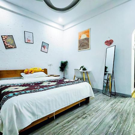 ז'אנגג'יאג'י Lumingju Homestay מראה חיצוני תמונה